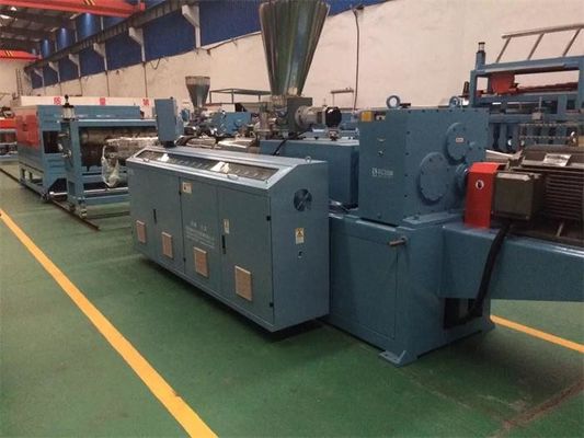 Window / Door Profile Extrusion Machine , Plastic Extruder PVC Raw Material